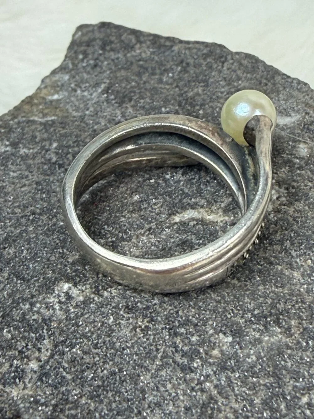 Sterling Silver Marcasite & Faux Pearl Ring Size 6.5